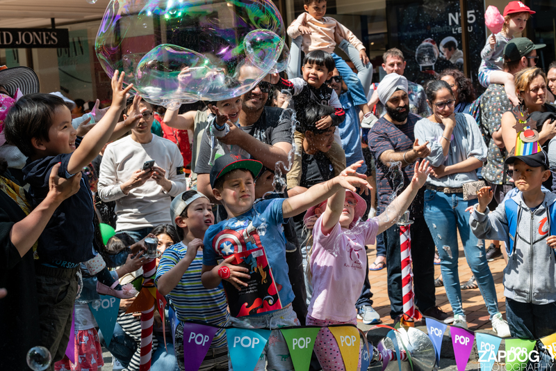 galleries/WellXmas2019/Bubbles/mid/mid_welly2019_-4879.jpg