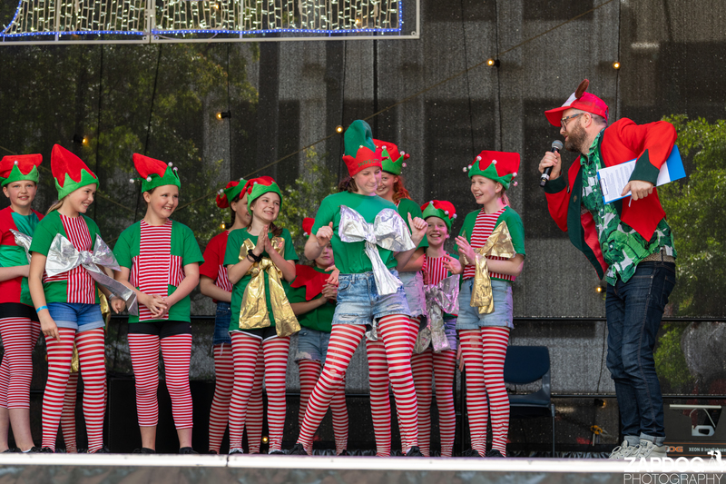 galleries/WellXmas2019/Dancers/mid/mid_welly2019_-3138.jpg