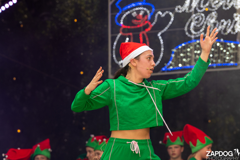 galleries/WellXmas2019/Dancers/mid/mid_welly2019_-3162.jpg