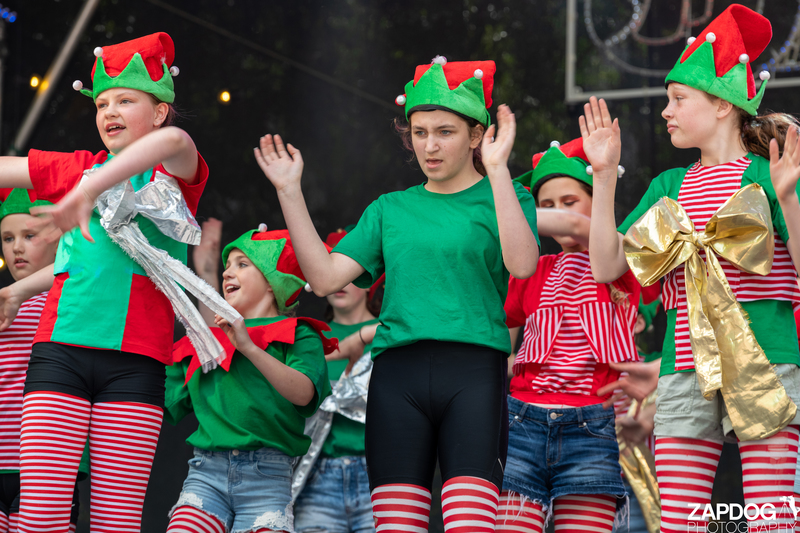 galleries/WellXmas2019/Dancers/mid/mid_welly2019_-3196.jpg