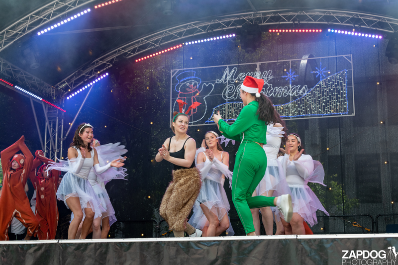 galleries/WellXmas2019/Dancers/mid/mid_welly2019_-3414.jpg