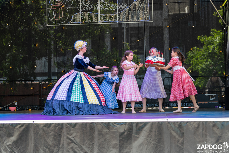galleries/WellXmas2019/Dancers/mid/mid_welly2019_-4203.jpg