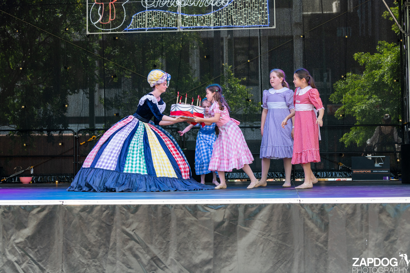 galleries/WellXmas2019/Dancers/mid/mid_welly2019_-4207.jpg