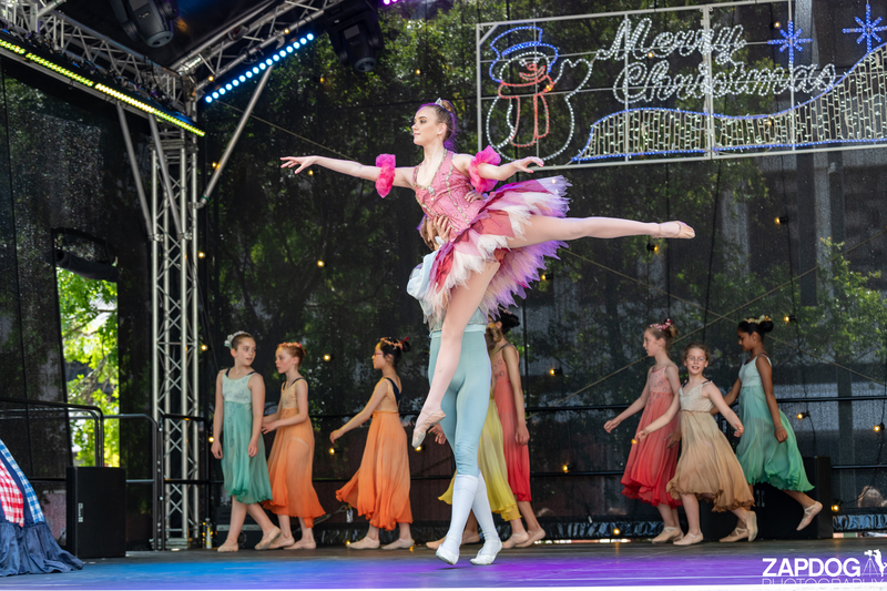 galleries/WellXmas2019/Dancers/mid/mid_welly2019_-4443.jpg