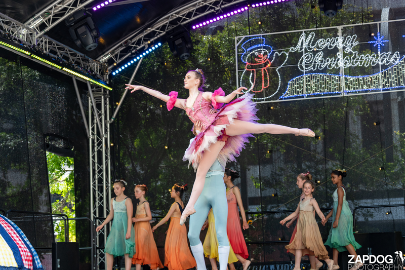galleries/WellXmas2019/Dancers/mid/mid_welly2019_-4445.jpg