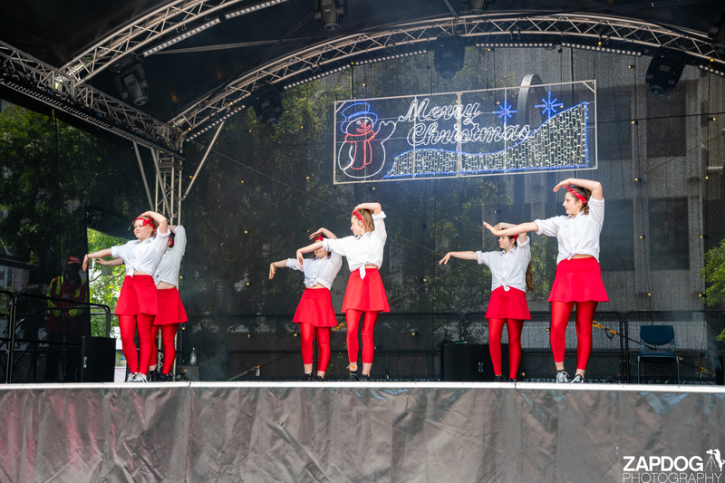 galleries/WellXmas2019/Dancers/mid/mid_welly2019_2_-5041.jpg