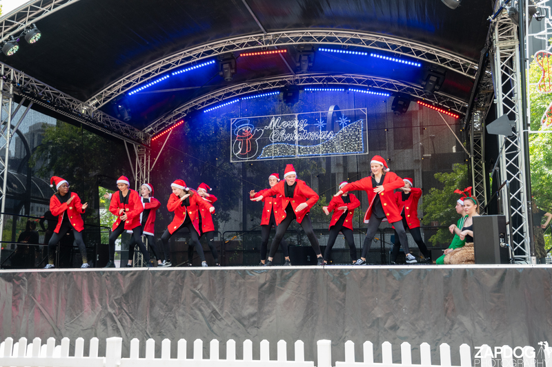 galleries/WellXmas2019/Dancers/mid/mid_welly2019_2_-5058.jpg