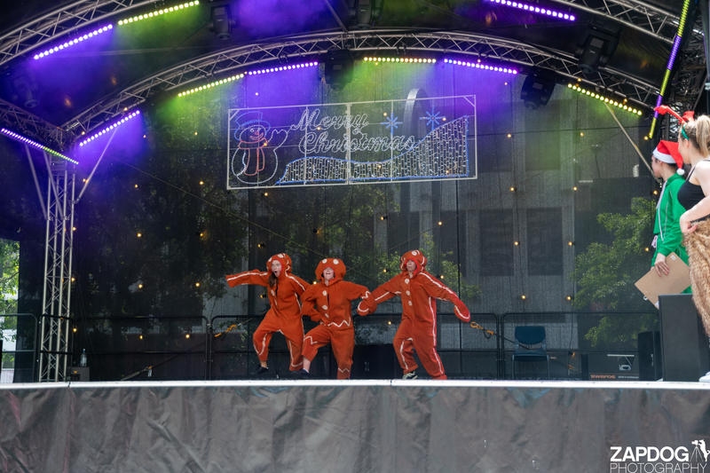 galleries/WellXmas2019/Dancers/mid/mid_welly2019_2_-5158.jpg