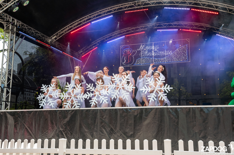 galleries/WellXmas2019/Dancers/mid/mid_welly2019_2_-5229.jpg