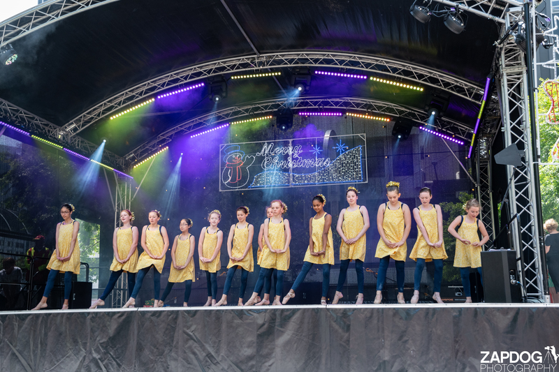 galleries/WellXmas2019/Dancers/mid/mid_welly2019_2_-5323.jpg