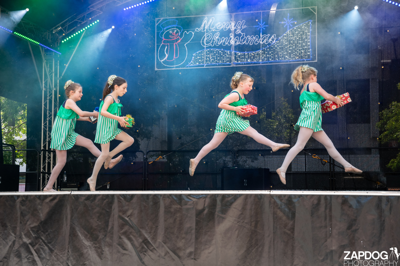 galleries/WellXmas2019/Dancers/mid/mid_welly2019_2_-5377.jpg