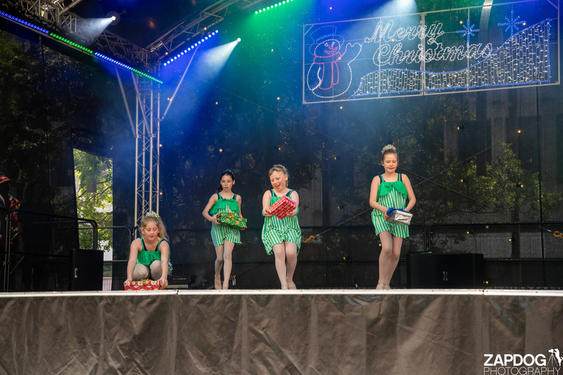 galleries/WellXmas2019/Dancers/mid/mid_welly2019_2_-5385.jpg