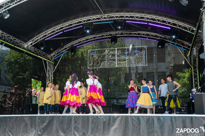 galleries/WellXmas2019/Dancers/mid/mid_welly2019_2_-5552.jpg