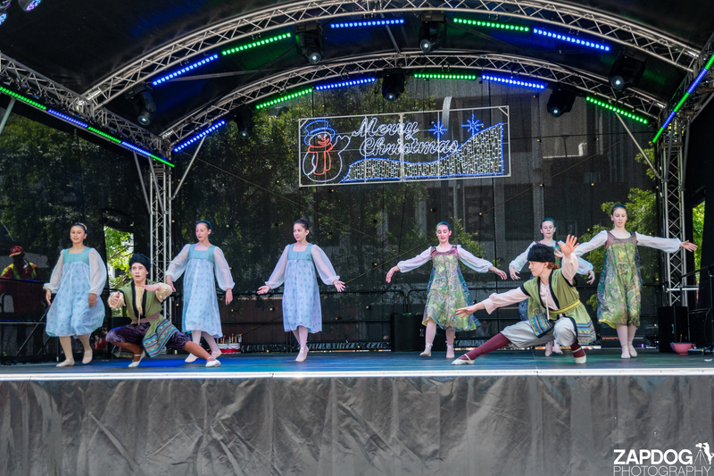 galleries/WellXmas2019/Dancers/mid/mid_welly2019_2_-5686.jpg