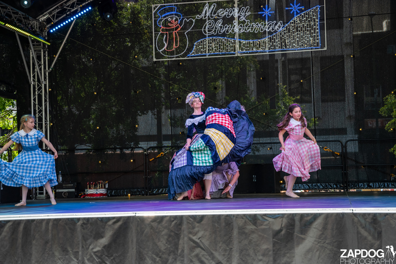 galleries/WellXmas2019/Dancers/mid/mid_welly2019_2_-5714.jpg