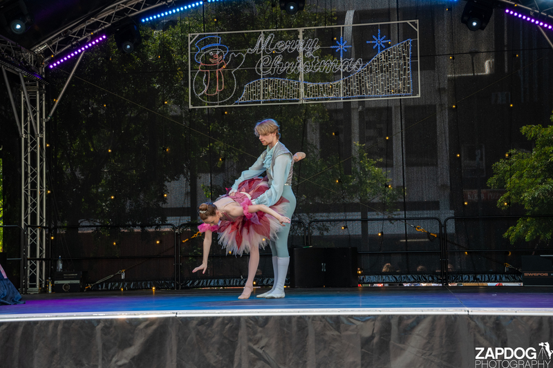 galleries/WellXmas2019/Dancers/mid/mid_welly2019_2_-5834.jpg