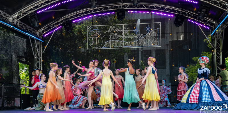 galleries/WellXmas2019/Dancers/mid/mid_welly2019_2_-6030.jpg