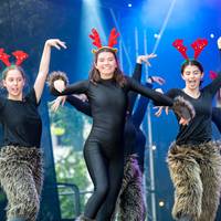 galleries/WellXmas2019/Dancers/thumbs/th_welly2019_-3275.jpg