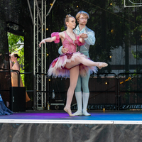 galleries/WellXmas2019/Dancers/thumbs/th_welly2019_-4455.jpg