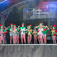 galleries/WellXmas2019/Dancers/thumbs/th_welly2019_2_-5026.jpg