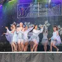galleries/WellXmas2019/Dancers/thumbs/th_welly2019_2_-5190.jpg