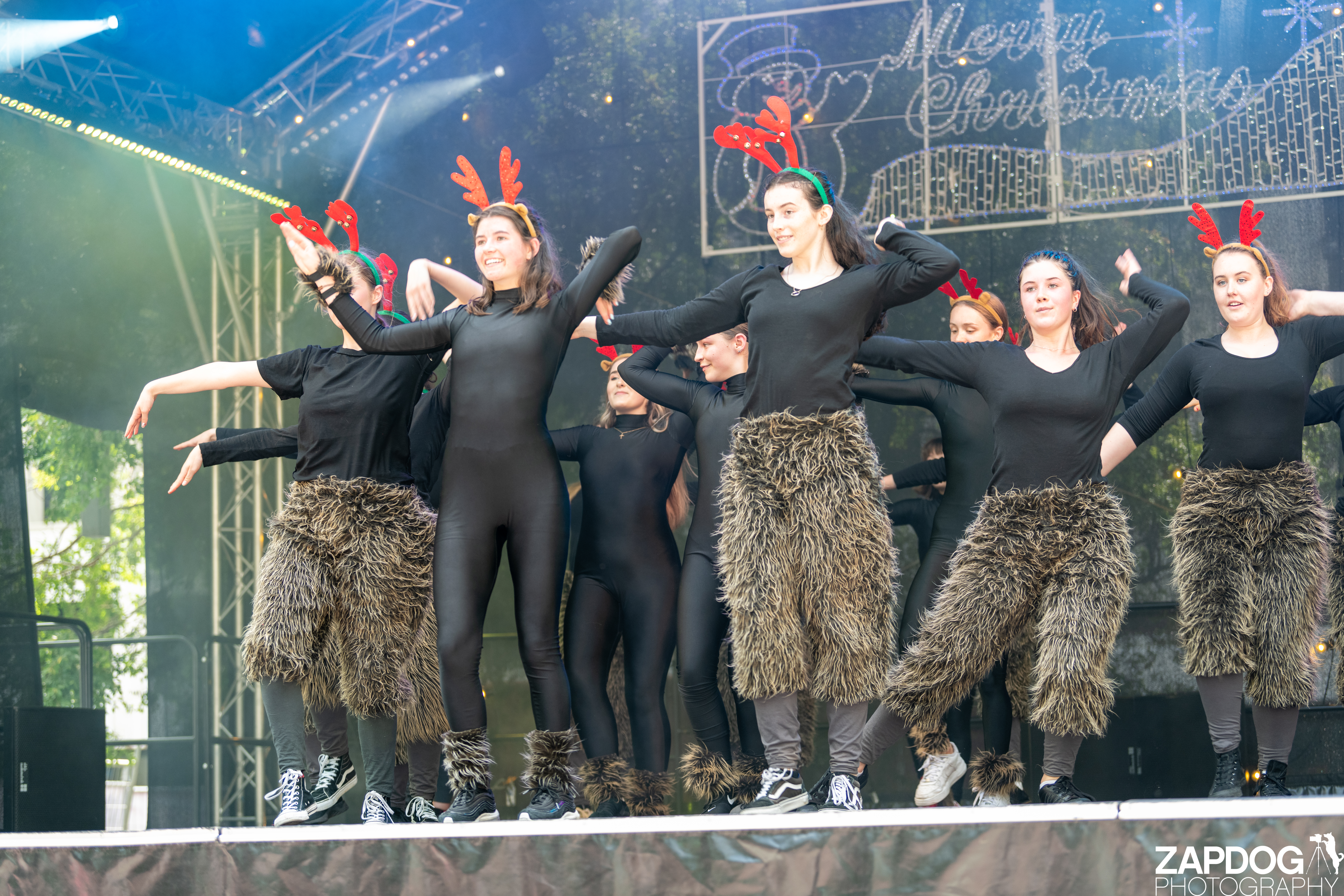 galleries/WellXmas2019/Dancers/welly2019_-3287.jpg