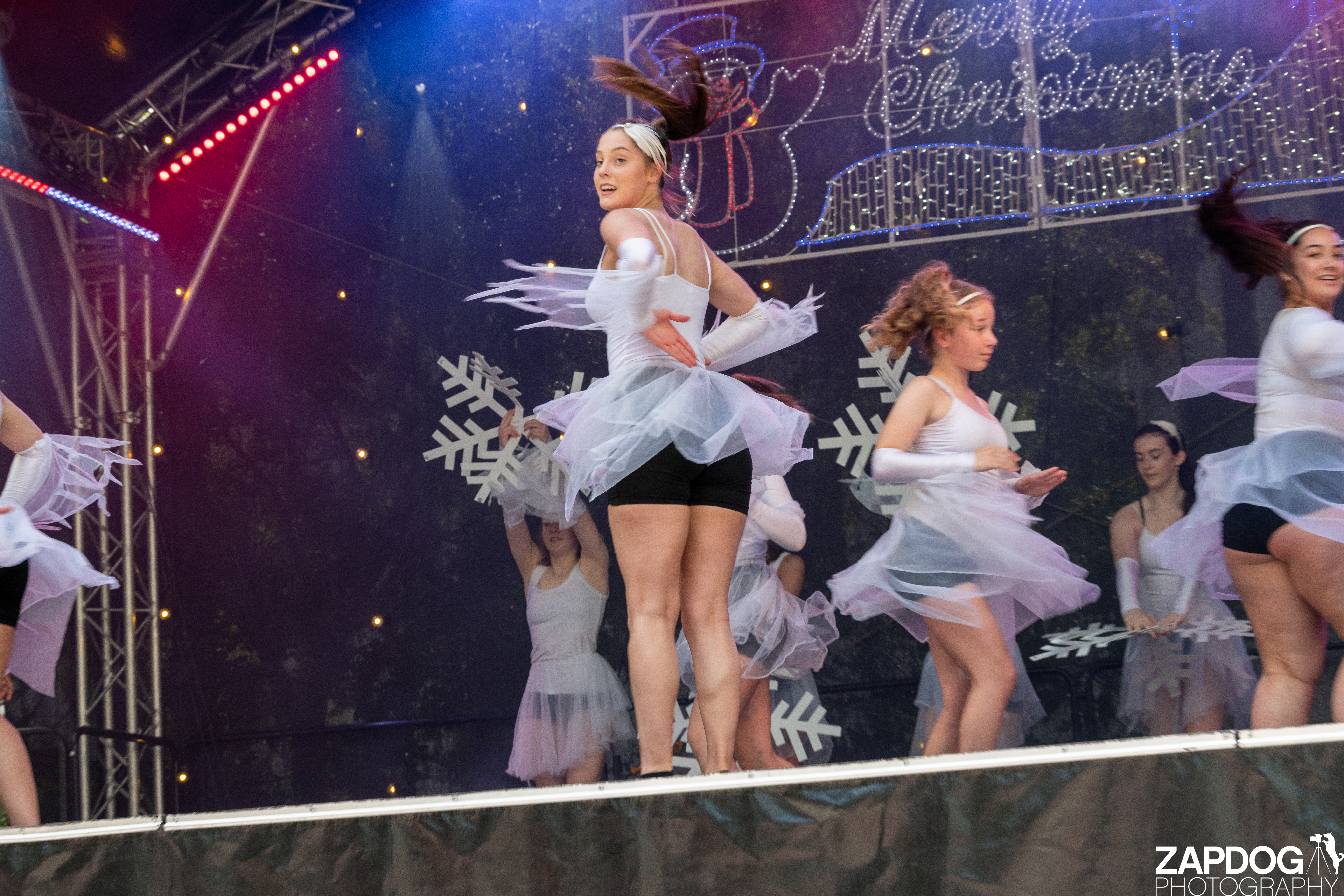 galleries/WellXmas2019/Dancers/welly2019_-3395.jpg