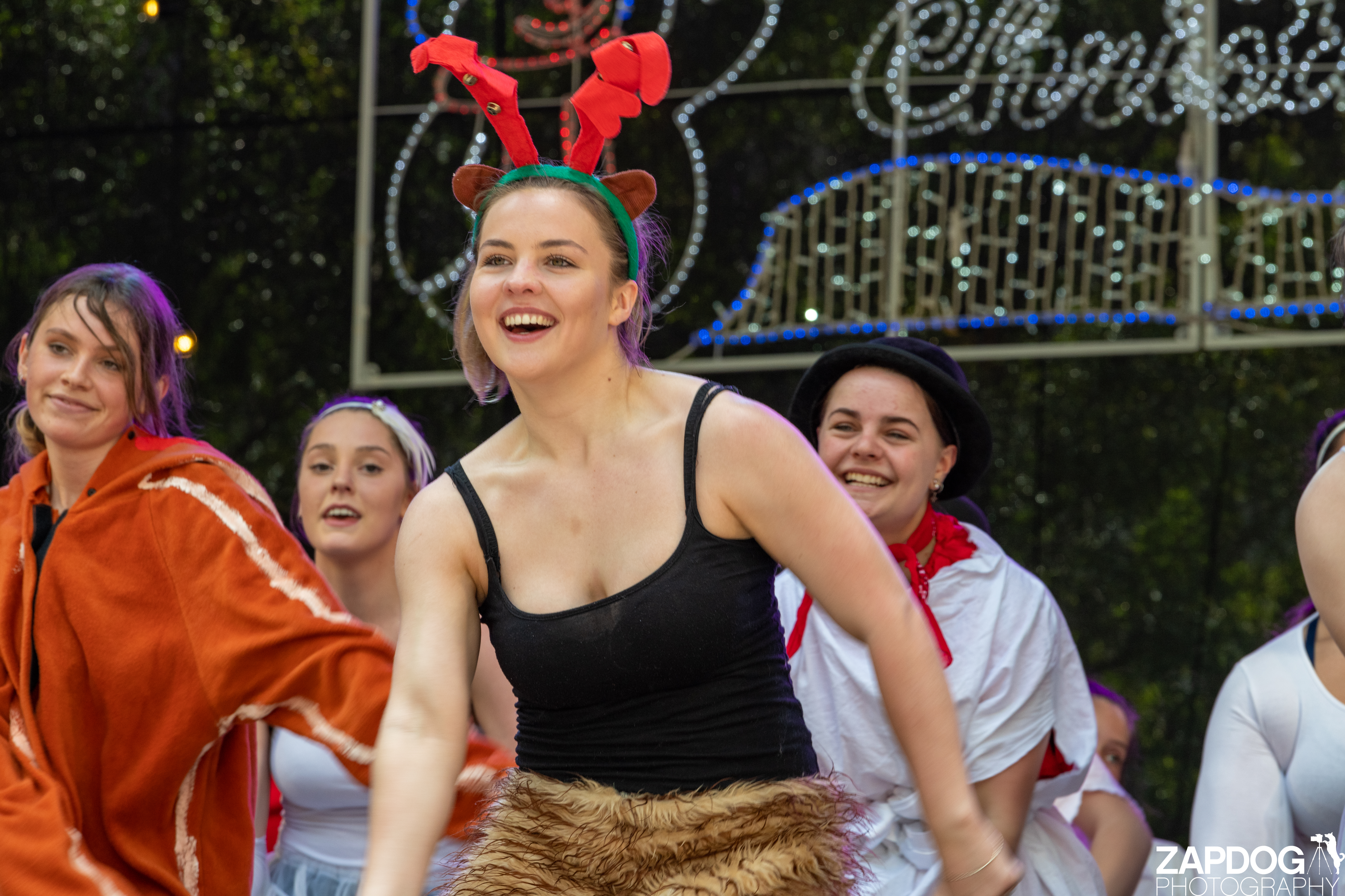 galleries/WellXmas2019/Dancers/welly2019_-3425.jpg
