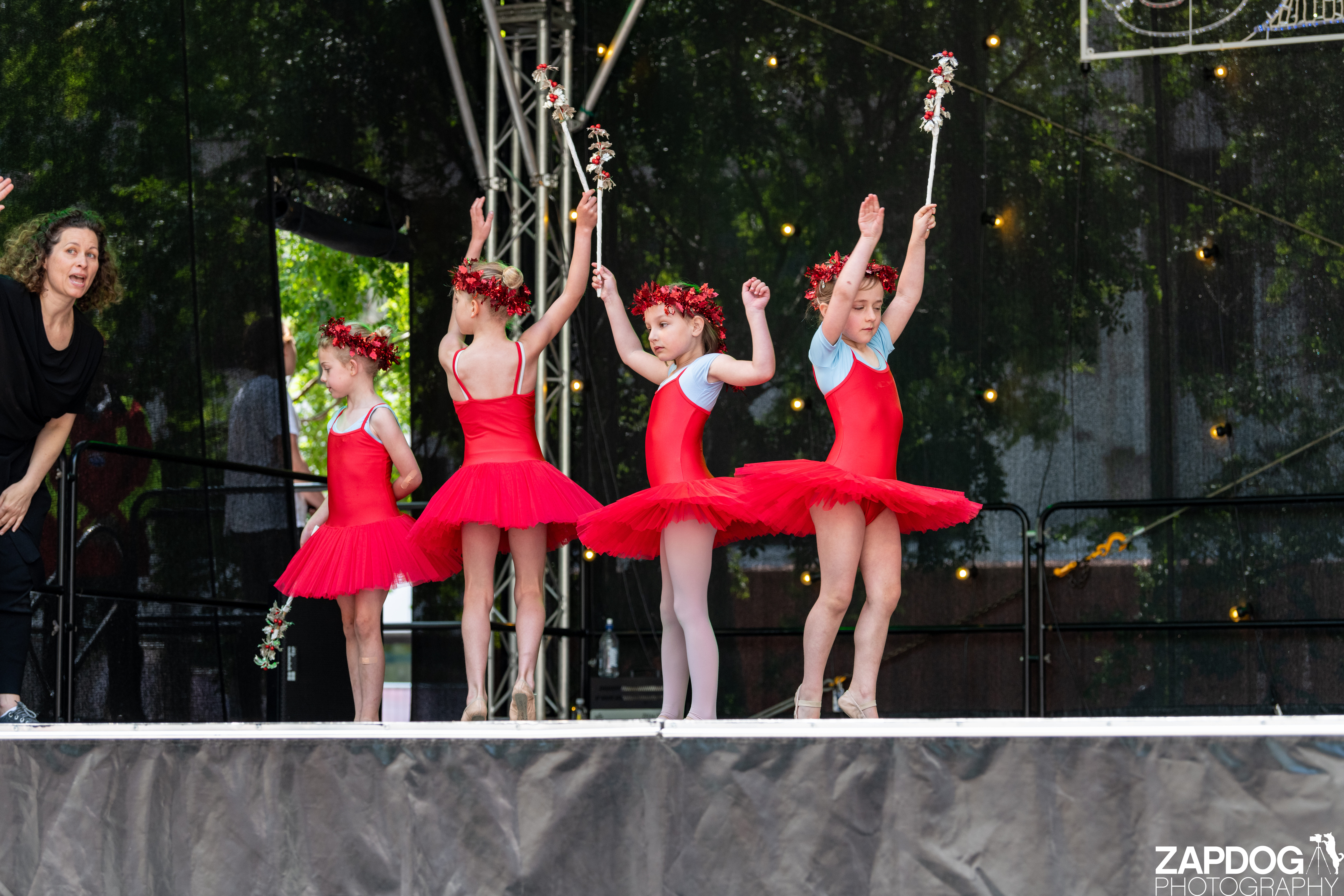 galleries/WellXmas2019/Dancers/welly2019_-3711.jpg