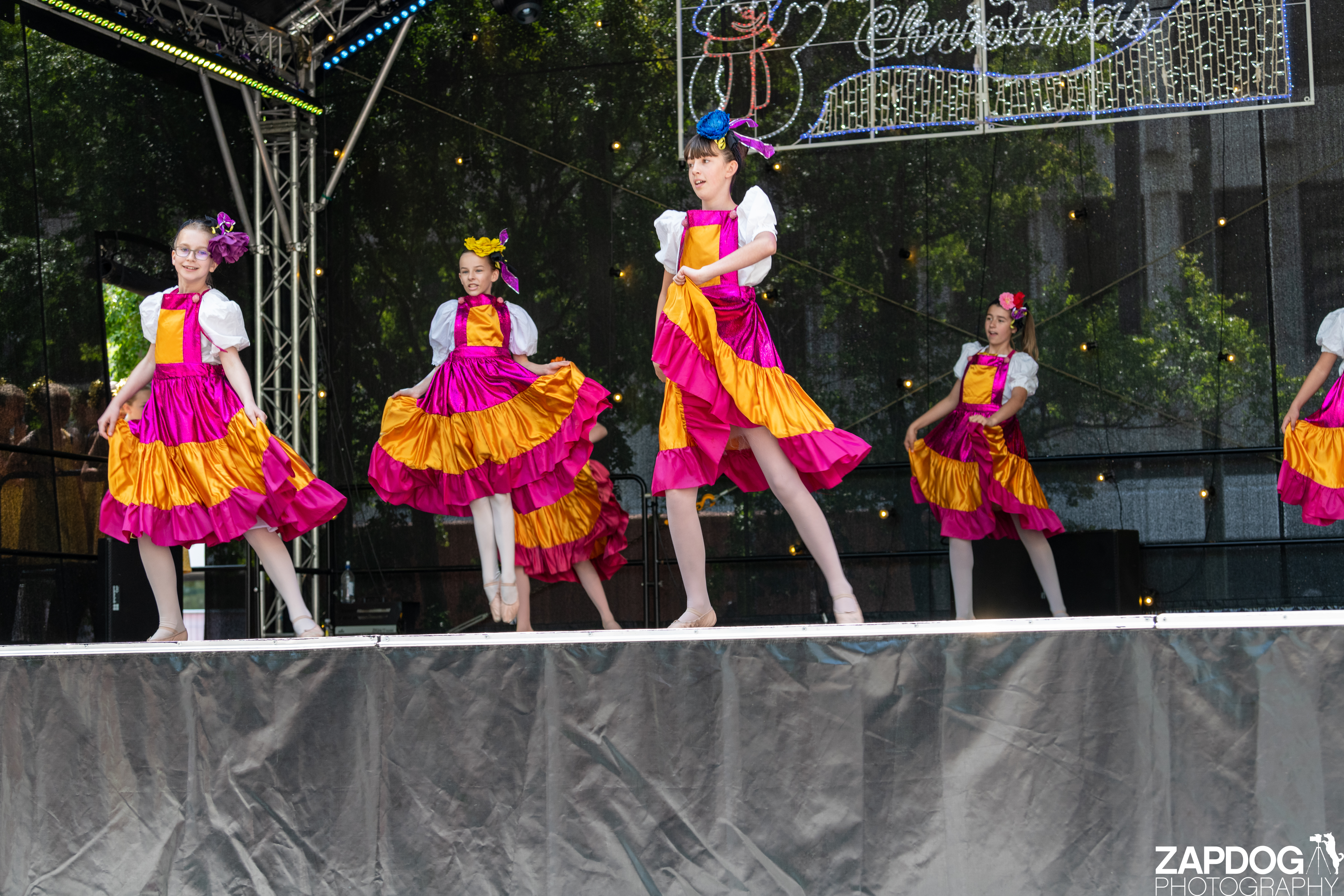 galleries/WellXmas2019/Dancers/welly2019_-3914.jpg