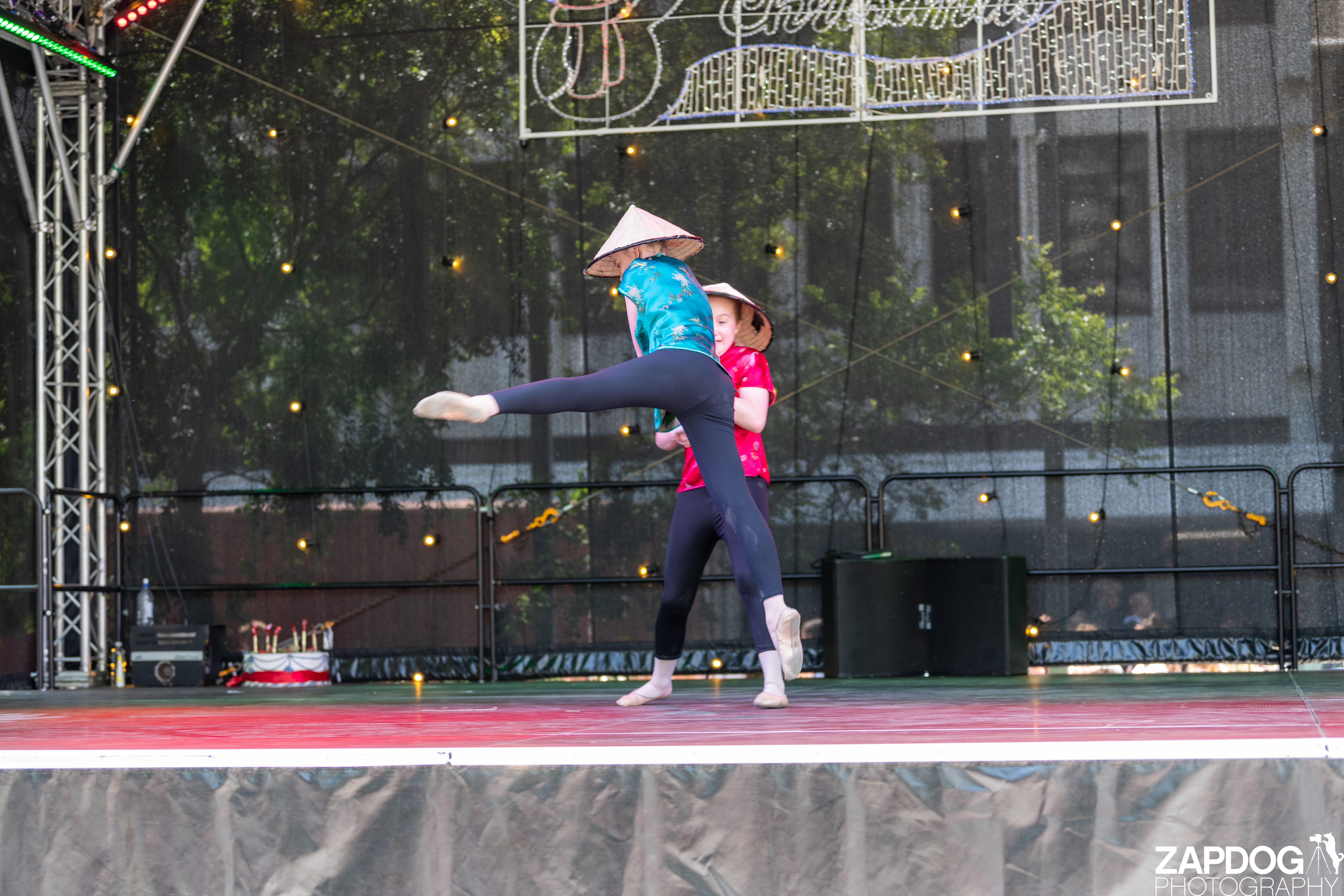 galleries/WellXmas2019/Dancers/welly2019_-4091.jpg