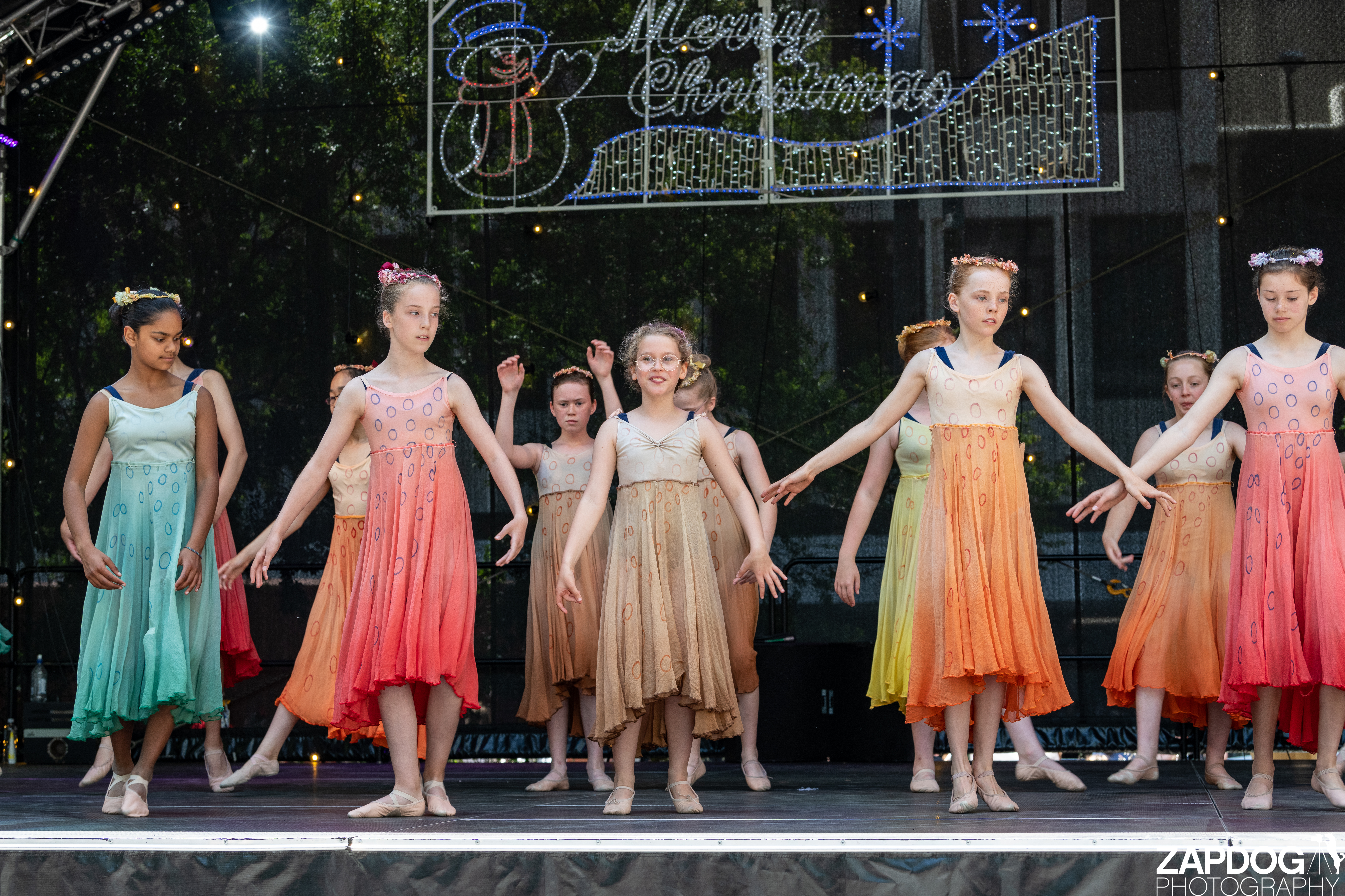 galleries/WellXmas2019/Dancers/welly2019_-4266.jpg
