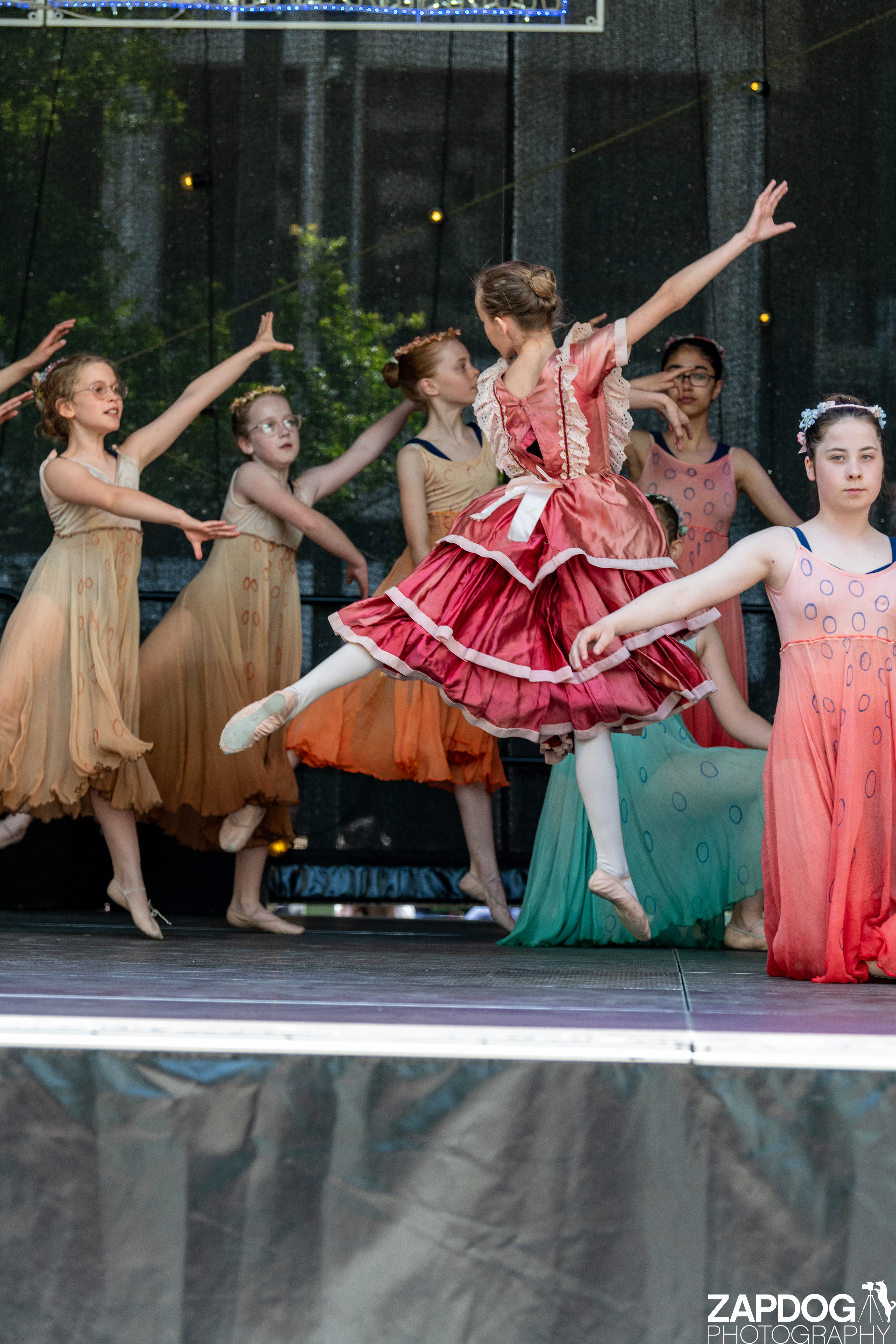 galleries/WellXmas2019/Dancers/welly2019_-4300.jpg