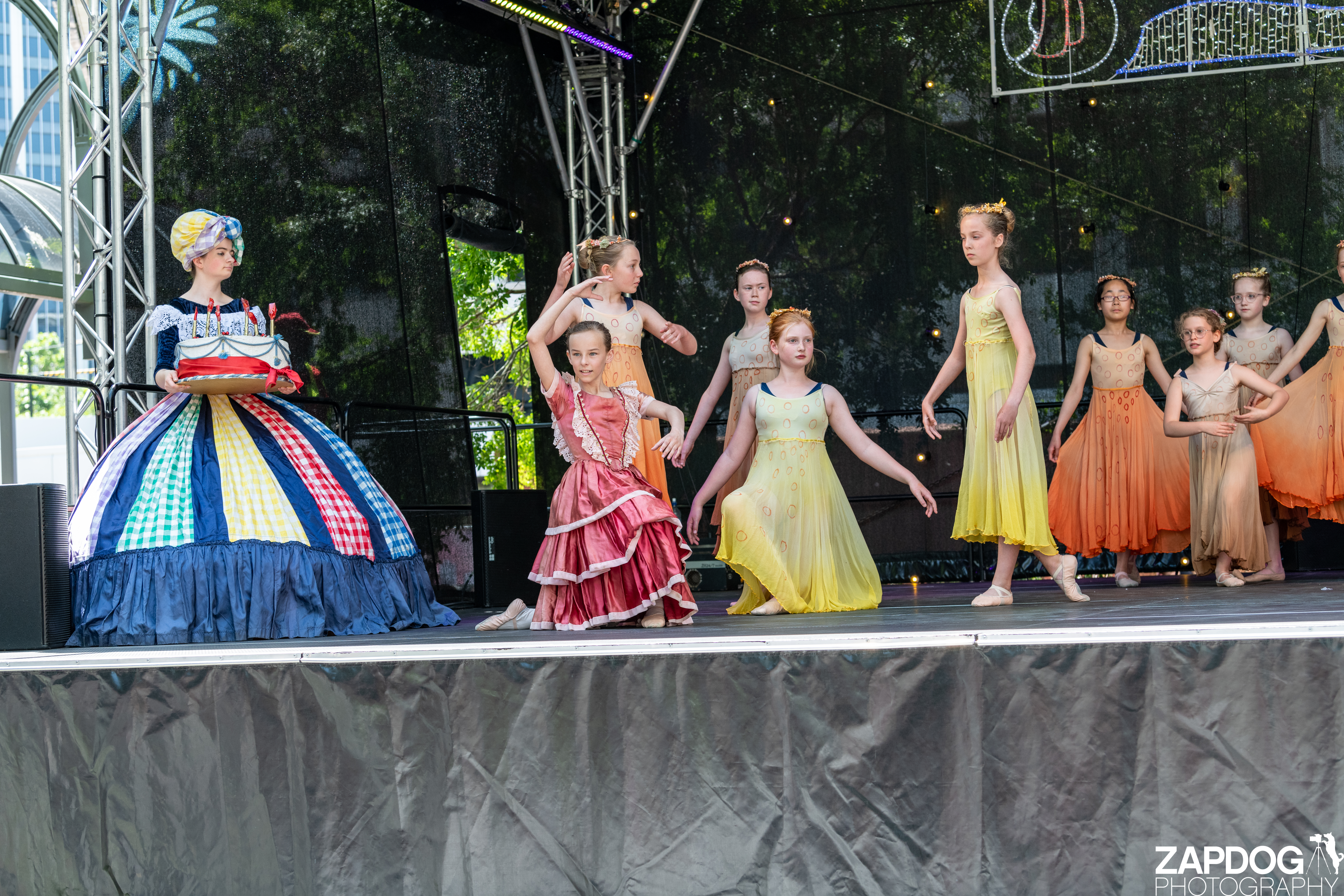 galleries/WellXmas2019/Dancers/welly2019_-4365.jpg