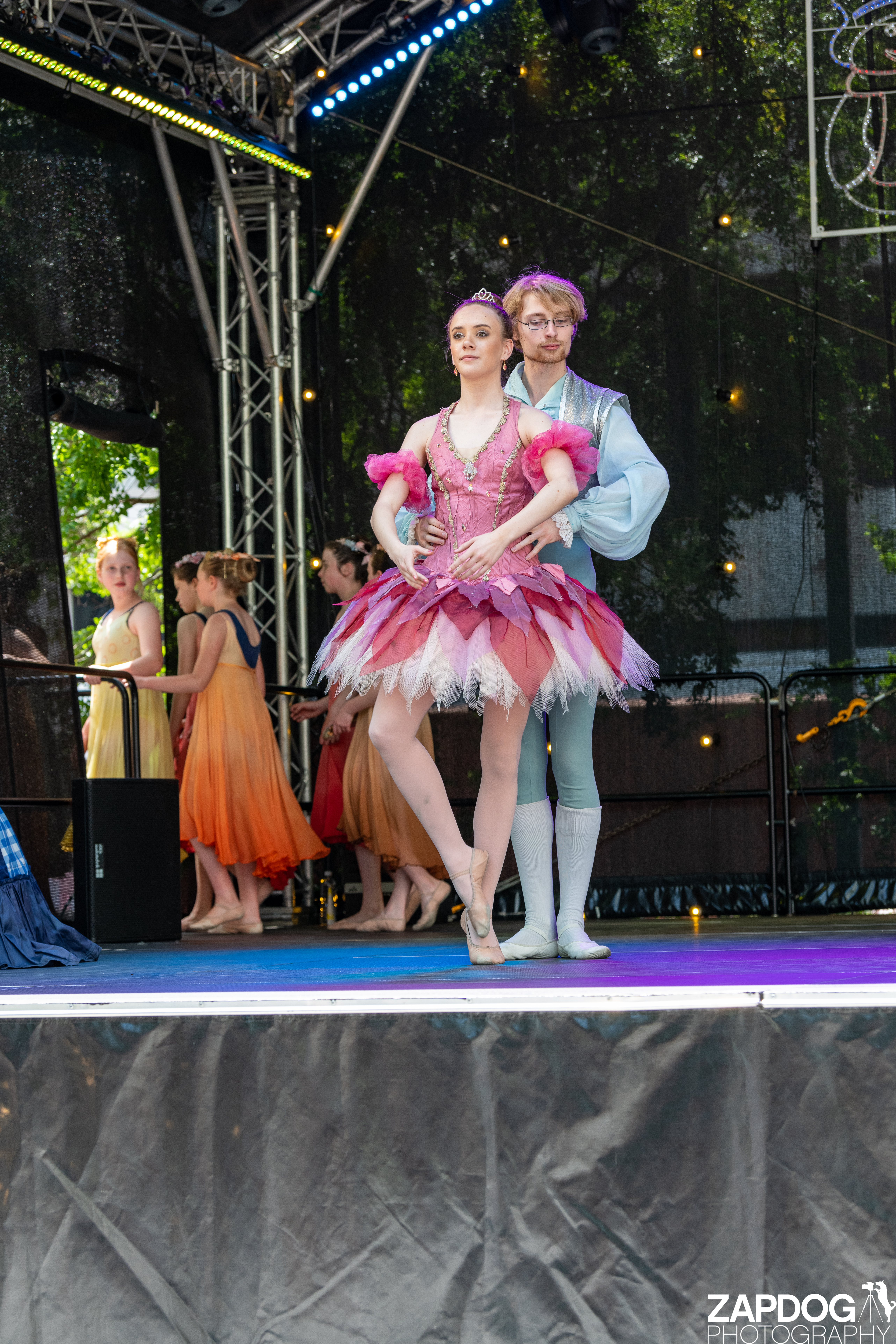 galleries/WellXmas2019/Dancers/welly2019_-4452.jpg