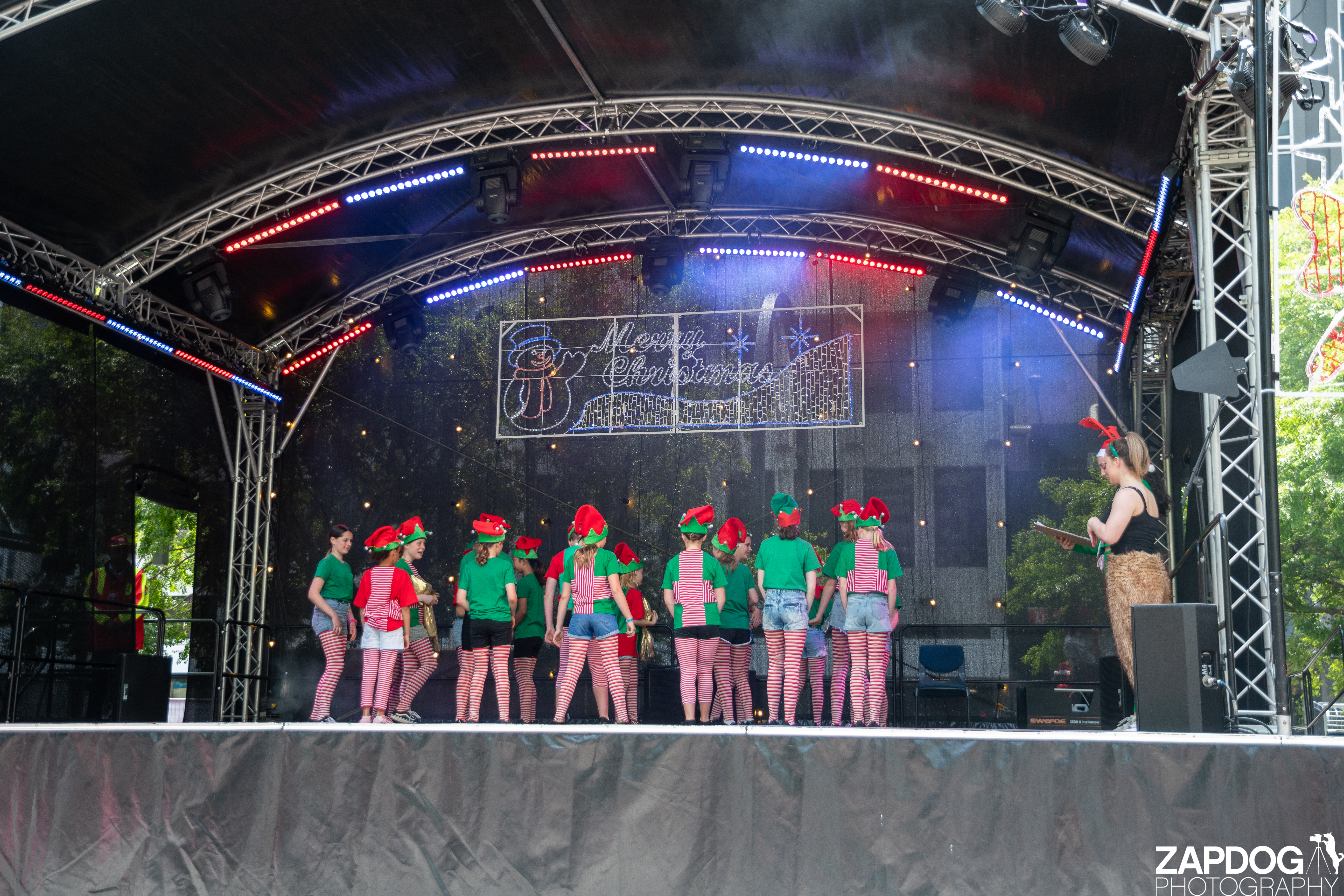 galleries/WellXmas2019/Dancers/welly2019_2_-5020.jpg