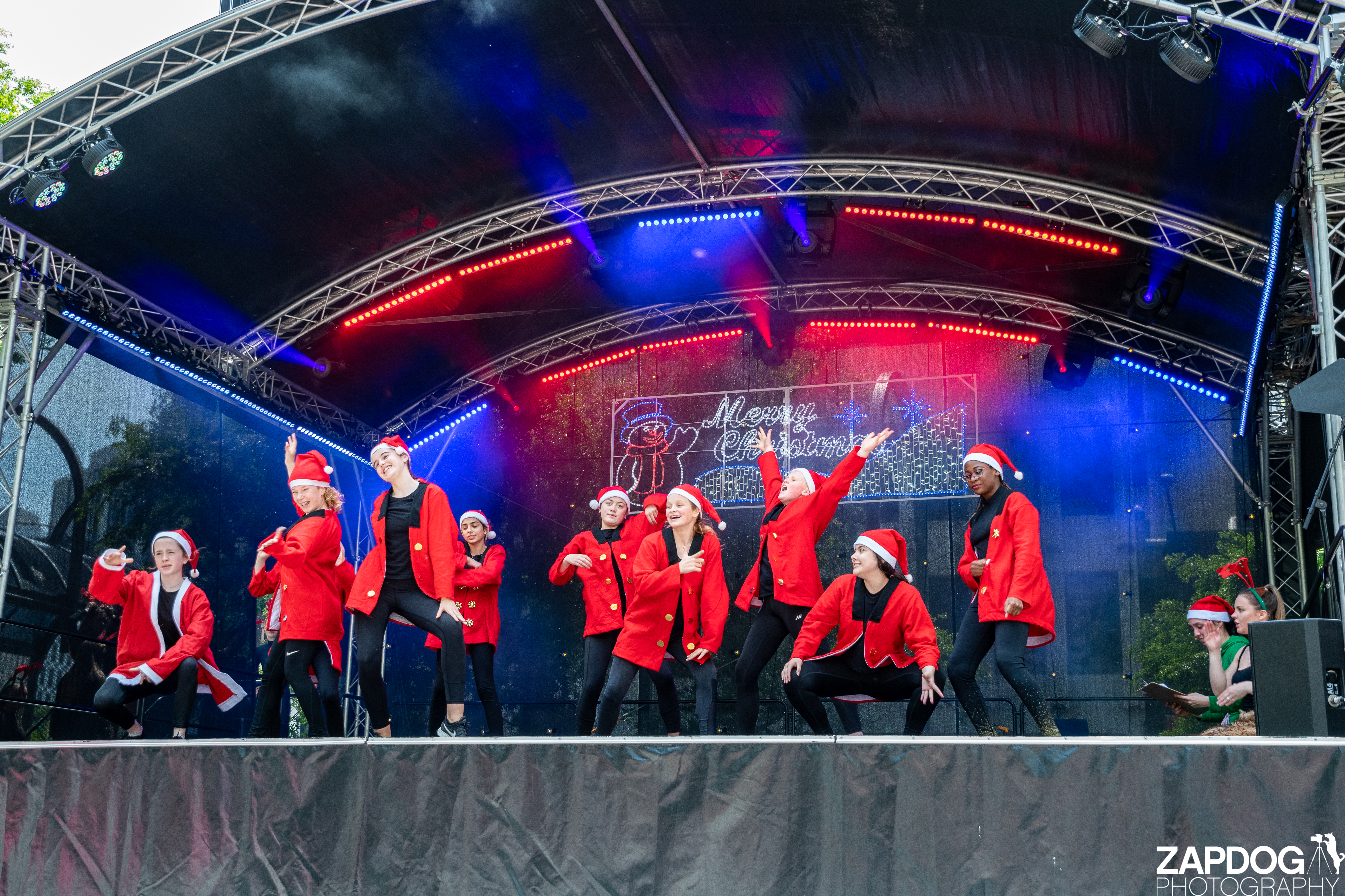 galleries/WellXmas2019/Dancers/welly2019_2_-5074.jpg