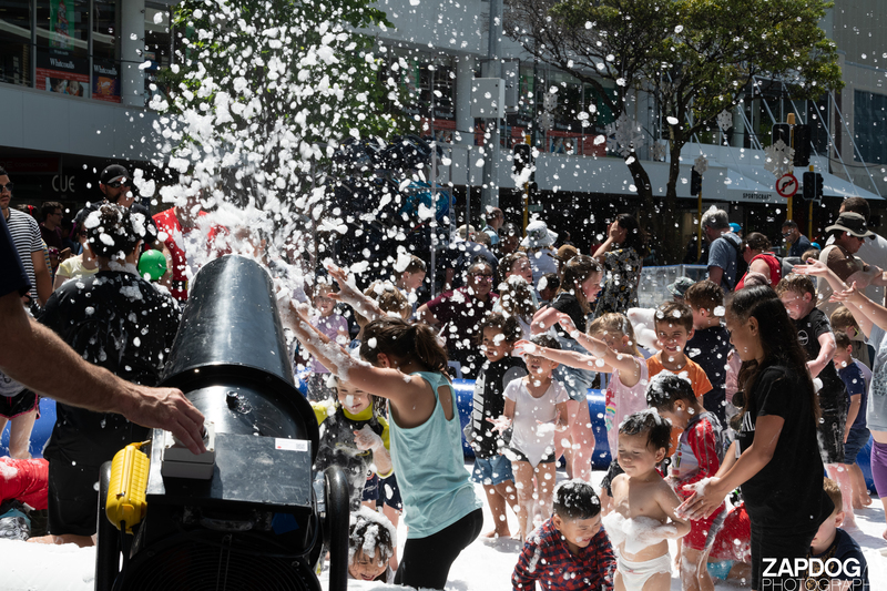 galleries/WellXmas2019/Foam/mid/mid_welly2019_-4681.jpg