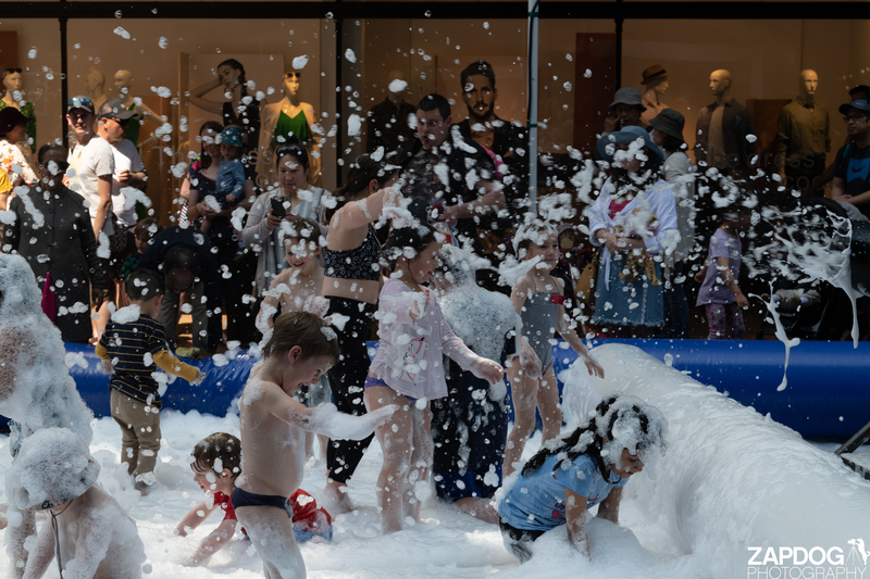 galleries/WellXmas2019/Foam/mid/mid_welly2019_-5149.jpg