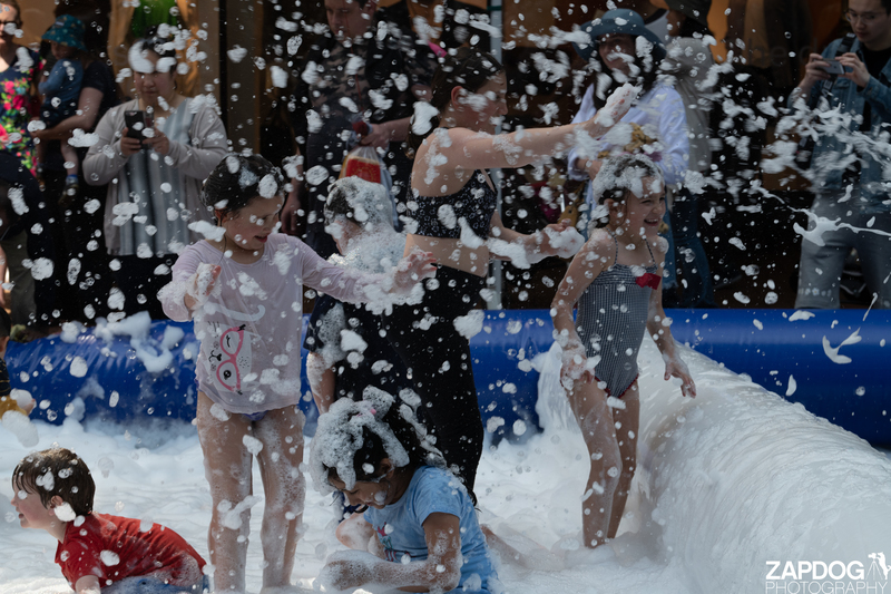 galleries/WellXmas2019/Foam/mid/mid_welly2019_-5152.jpg