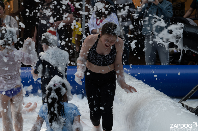 galleries/WellXmas2019/Foam/mid/mid_welly2019_-5161.jpg