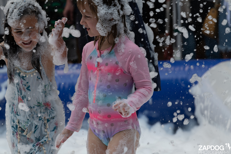 galleries/WellXmas2019/Foam/mid/mid_welly2019_-5175.jpg