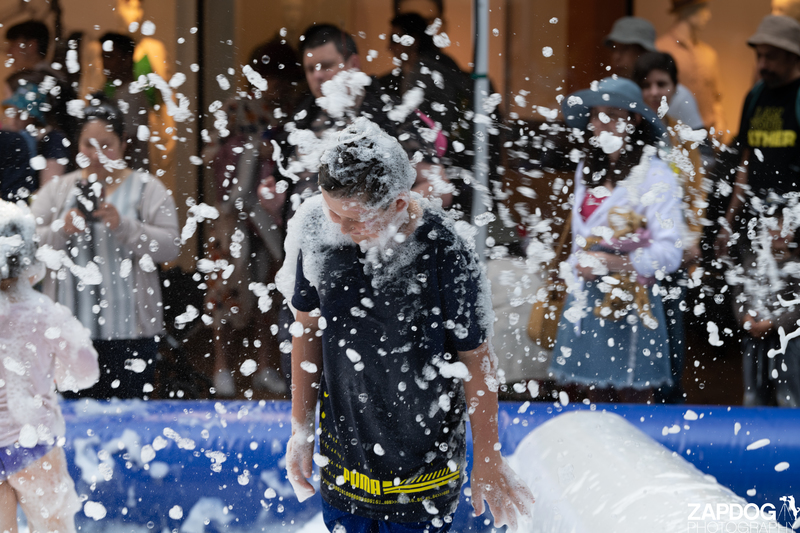 galleries/WellXmas2019/Foam/mid/mid_welly2019_-5188.jpg