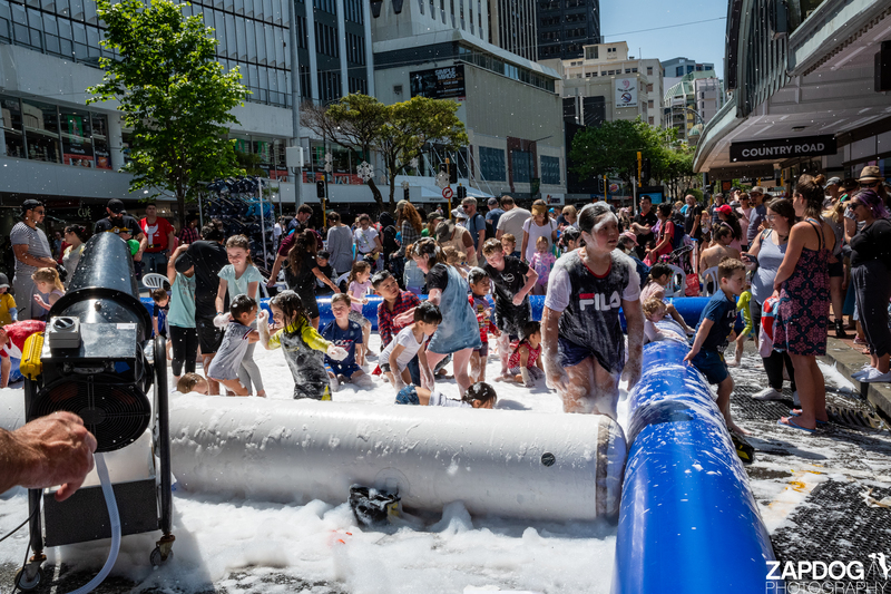 galleries/WellXmas2019/Foam/mid/mid_welly2019_2_-6241.jpg