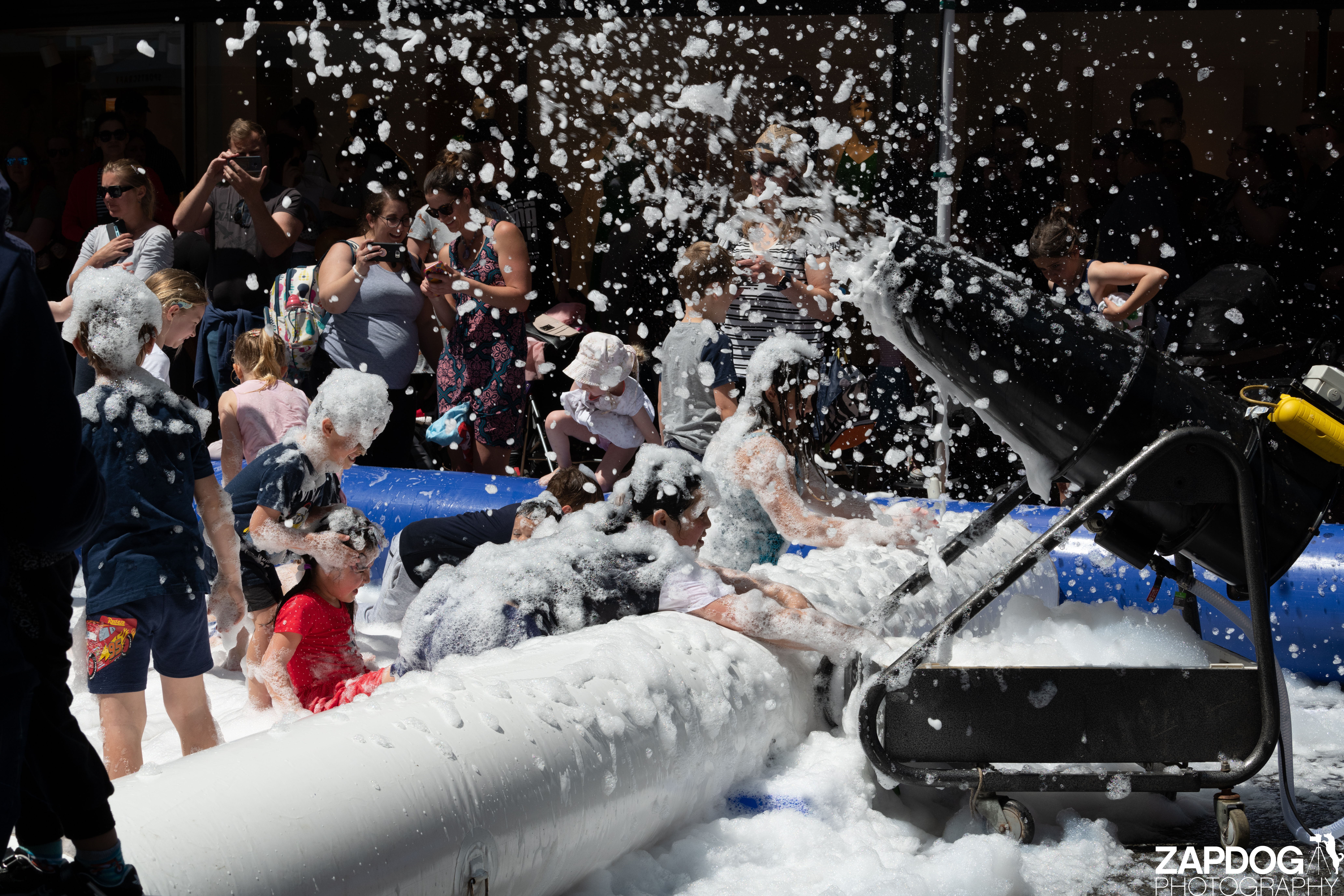 galleries/WellXmas2019/Foam/welly2019_-4718.jpg
