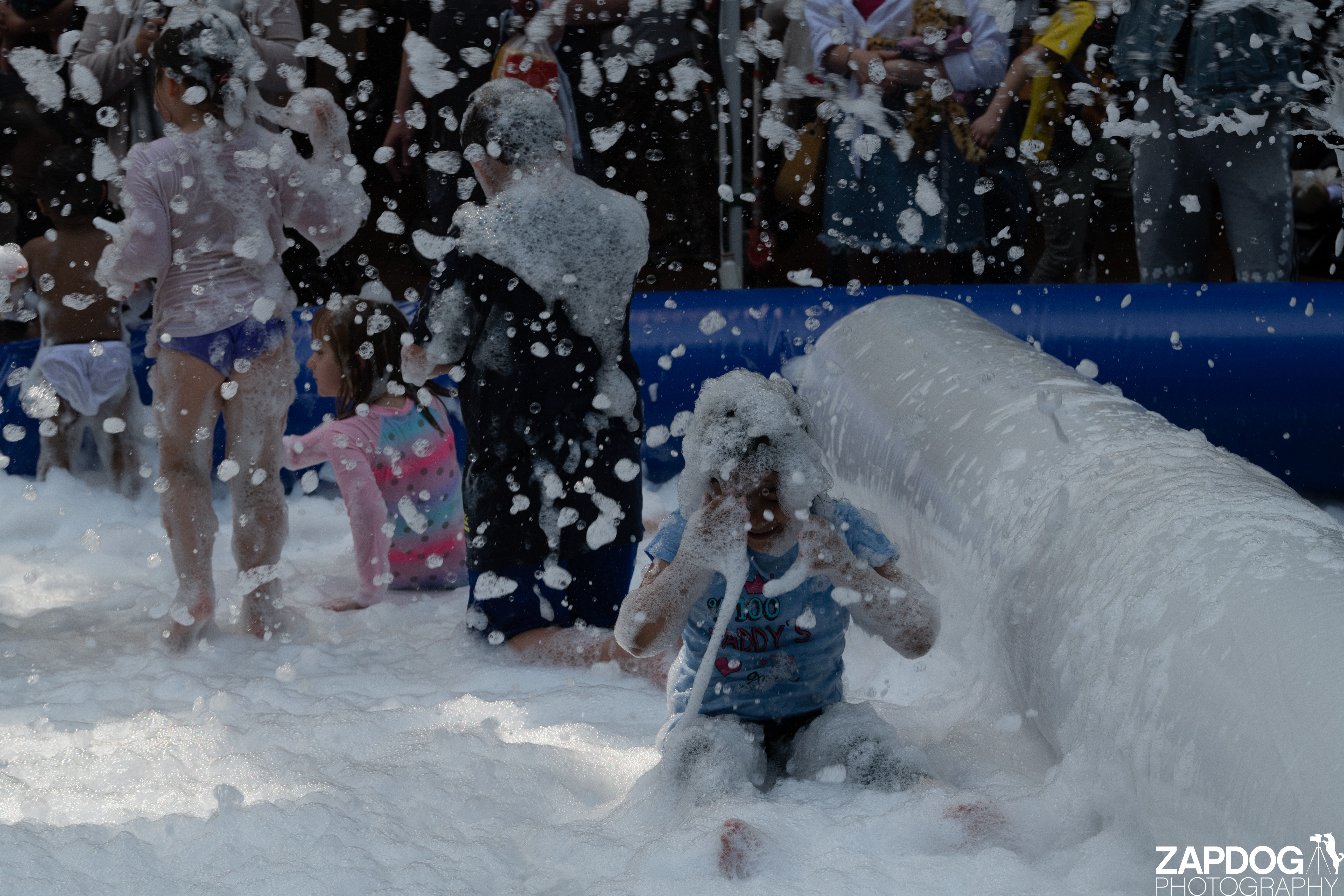 galleries/WellXmas2019/Foam/welly2019_-5164.jpg