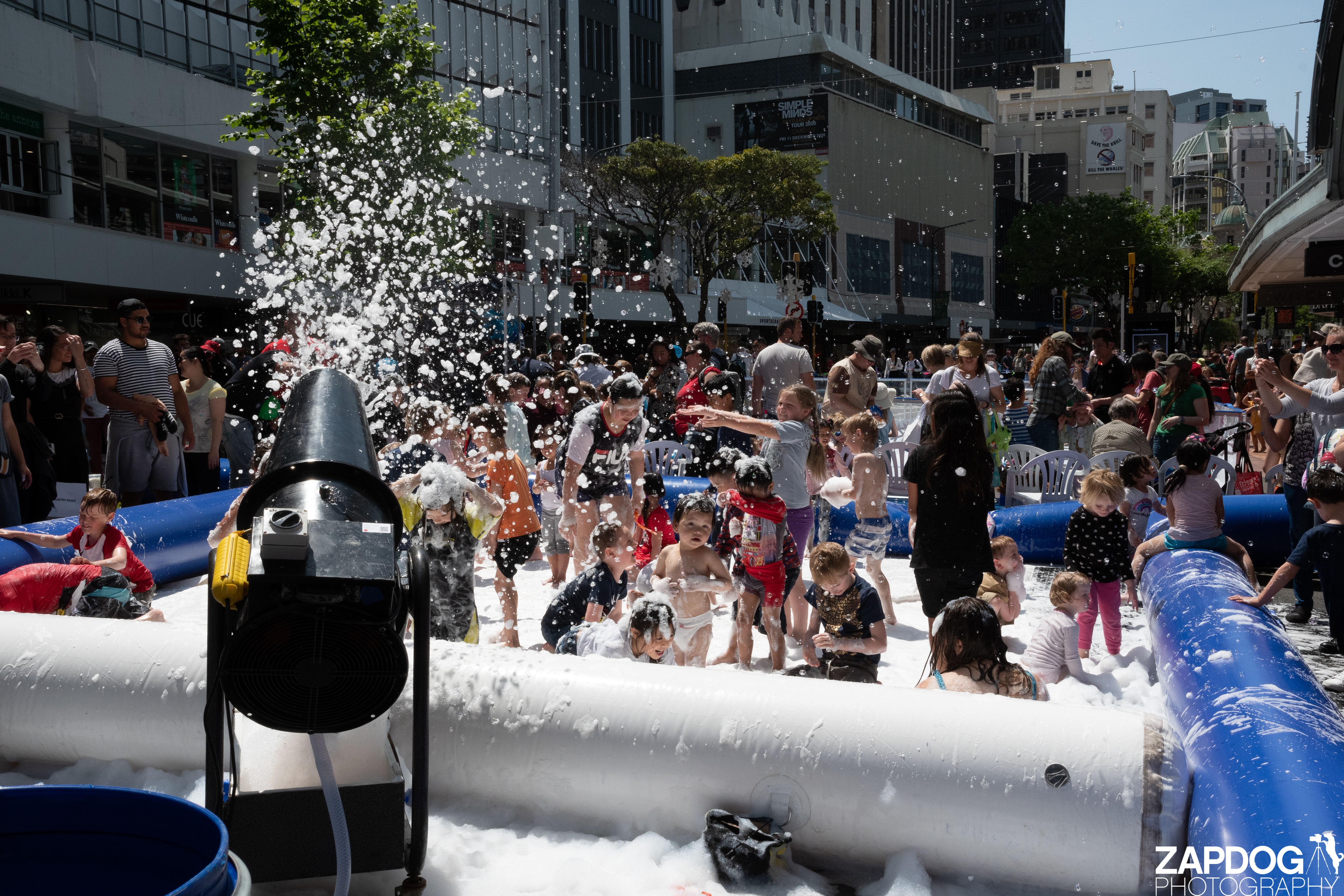 galleries/WellXmas2019/Foam/welly2019_2_-6256.jpg