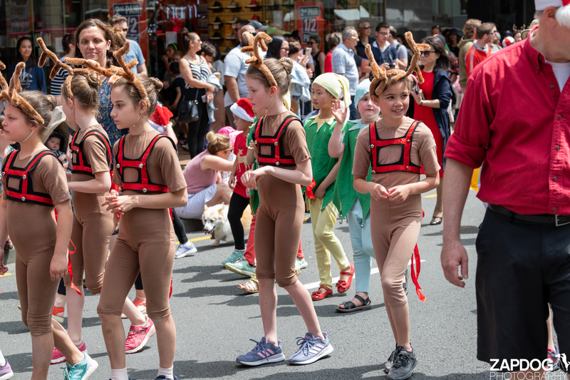 galleries/WellXmas2019/Parade/mid/mid_welly2019_-3052.jpg
