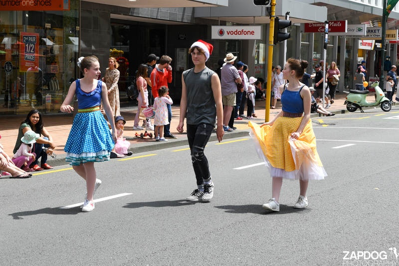 galleries/WellXmas2019/Parade/mid/mid_welly2019_2_-4910.jpg