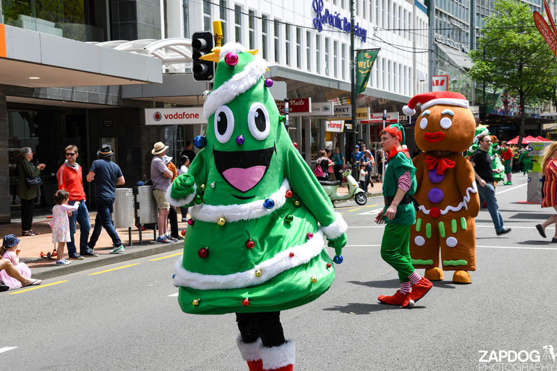 galleries/WellXmas2019/Parade/mid/mid_welly2019_2_-4929.jpg